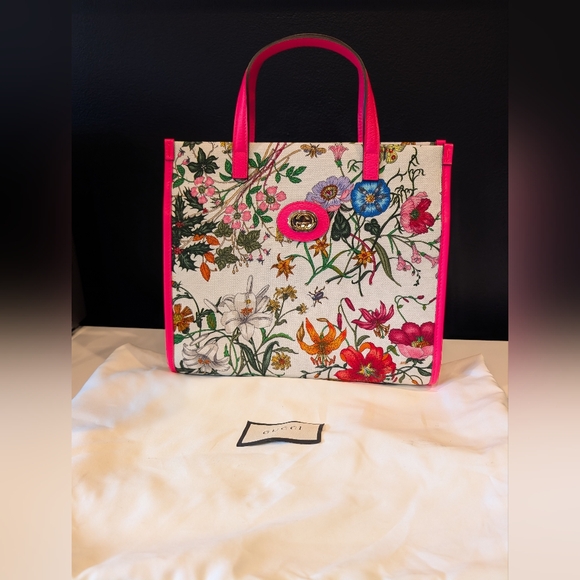NWT Authentic Gucci Floral Cabas Shoulder Tote With Hot Pink Leather Accents - Picture 2 of 12